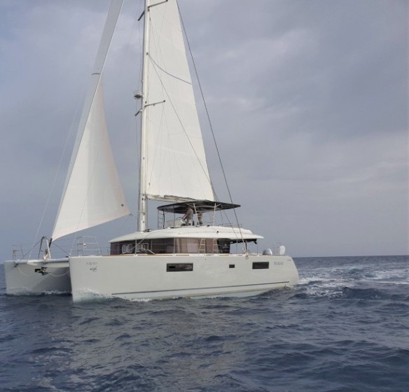 Lagoon 560 - Yacht Charter Sailica