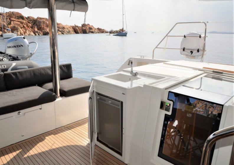 Lagoon 560 - Yacht Charter Sailica