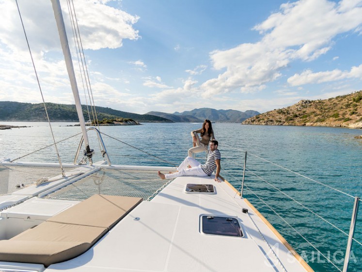 Lagoon 560 - Yacht Charter Sailica