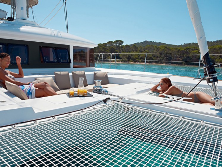 Lagoon 560 - Yacht Charter Sailica