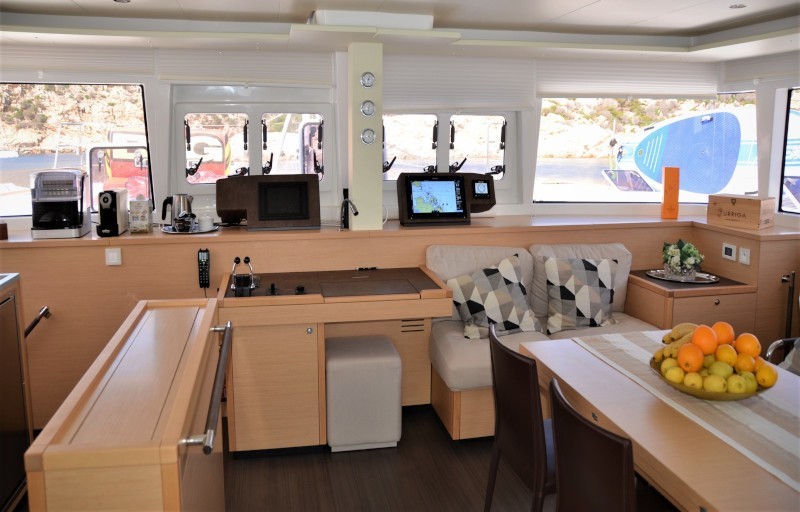 Lagoon 560 - Yacht Charter Sailica