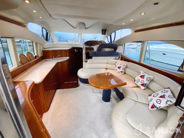 Azimut 42 - Yacht Charter Sailica
