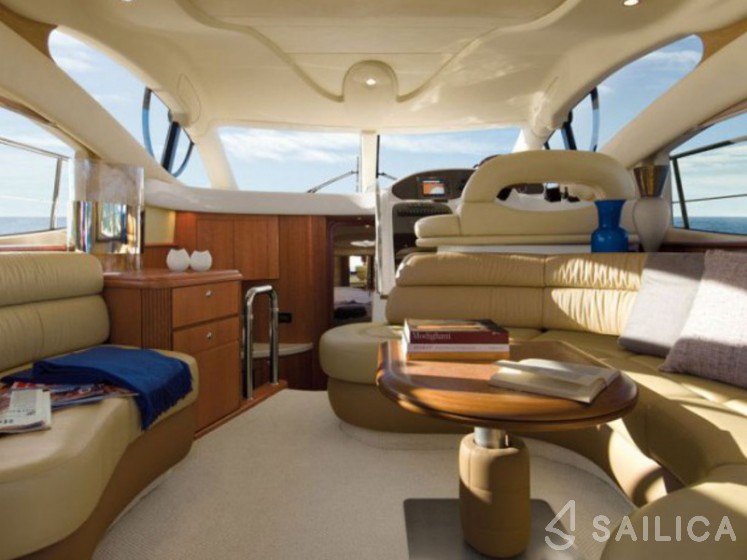 Azimut 42 - Yacht Charter Sailica