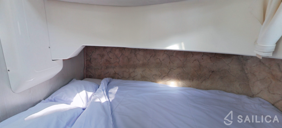 Confort 900 DP - Yacht Charter Sailica