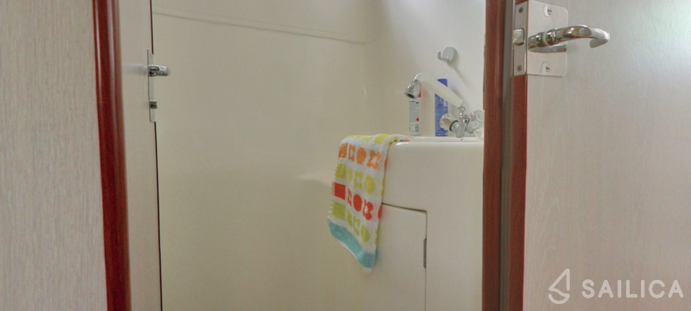 Confort 1100 - Yacht Charter Sailica