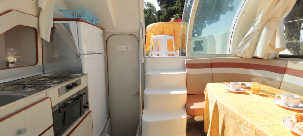 Confort 1100 - Yacht Charter Sailica