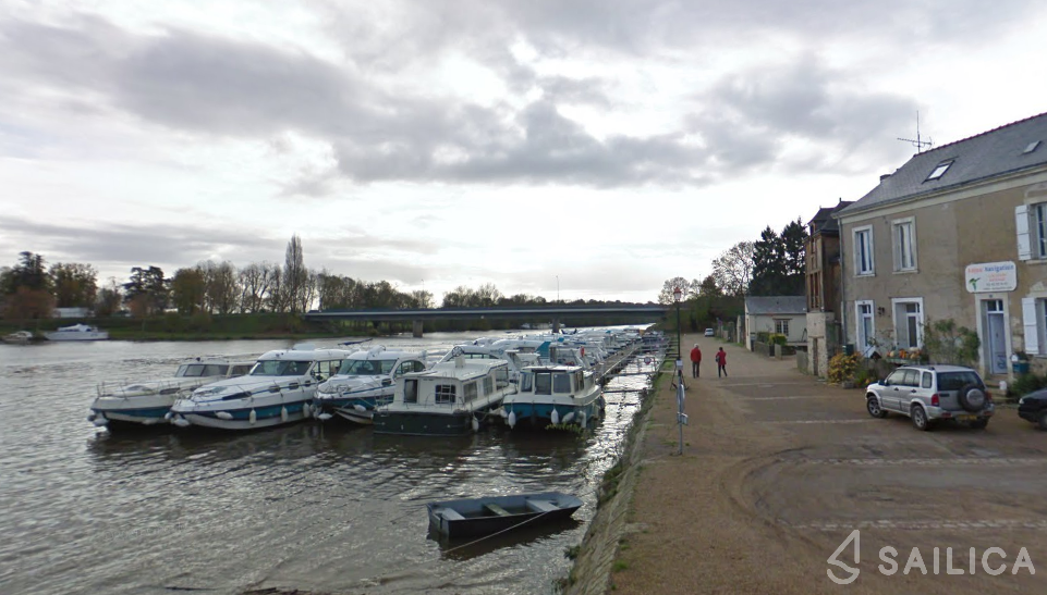 Sedan 1170 - Yacht Charter Sailica