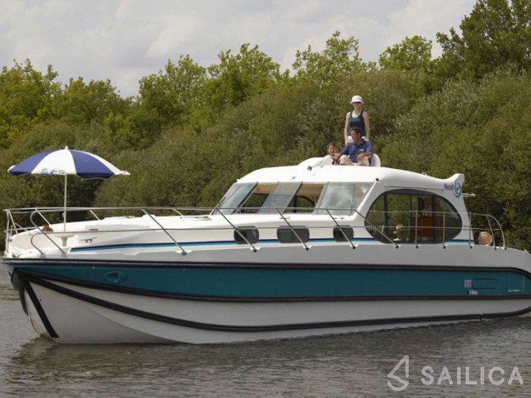 Estivale Sixto Prestige C - Yacht Charter Sailica