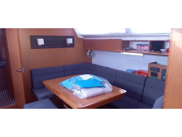 Bavaria 46 Cruiser - Yacht Charter Sailica