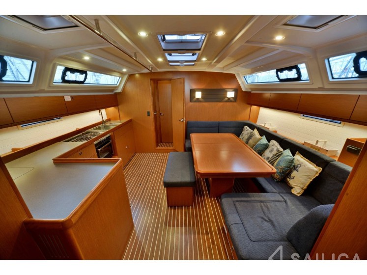 Bavaria 46 Cruiser - Yacht Charter Sailica