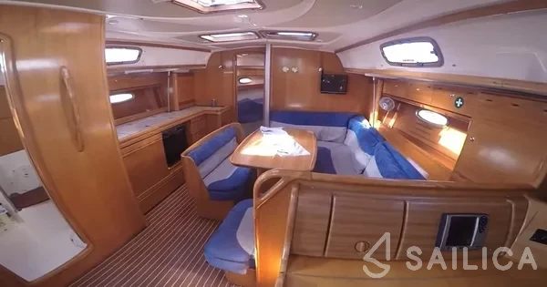 Bavaria 39 Cruiser - Yacht Charter Sailica