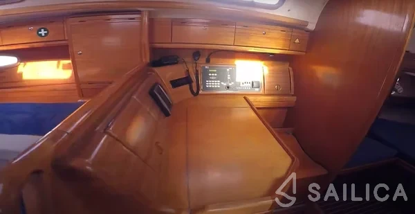 Bavaria 39 Cruiser - Yacht Charter Sailica