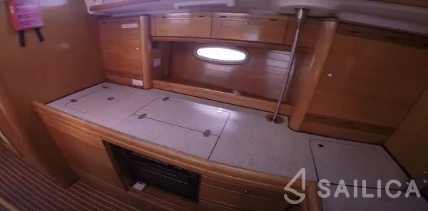Bavaria 39 Cruiser - Yacht Charter Sailica