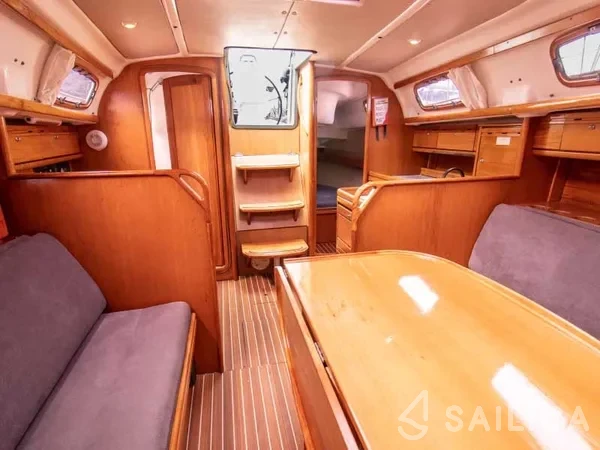 Bavaria 33 - Yacht Charter Sailica