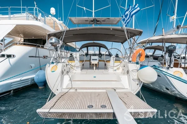 Bavaria 51 Cruiser - Yacht Charter Sailica