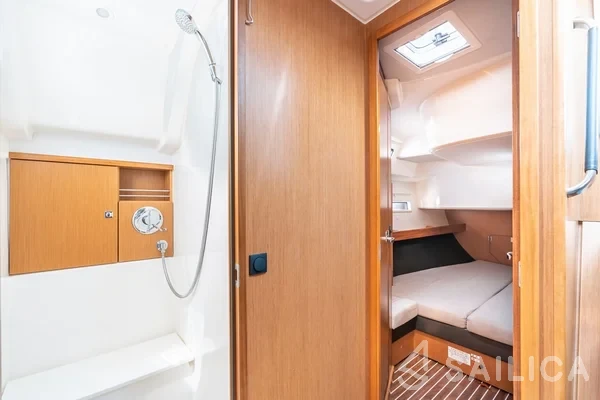 Bavaria 51 Cruiser - Yacht Charter Sailica