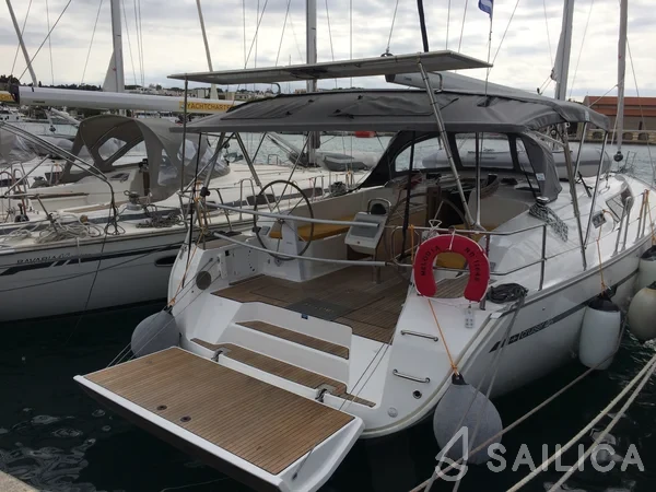Bavaria 46 Cruiser - Yacht Charter Sailica