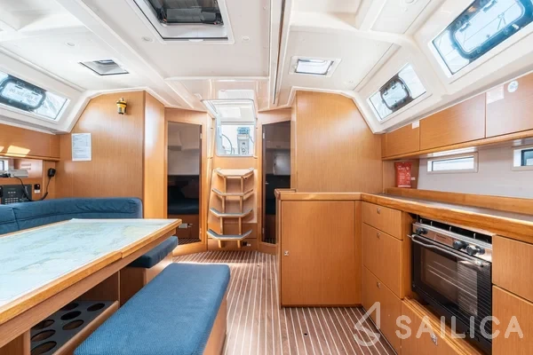Bavaria 46 Cruiser - Yacht Charter Sailica