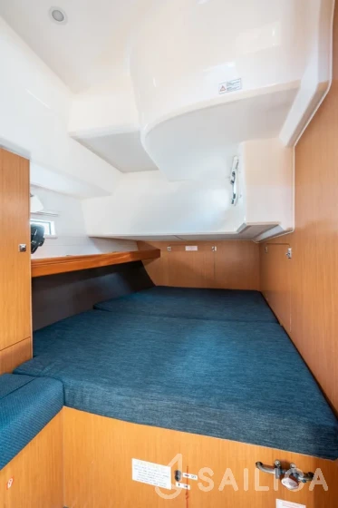 Bavaria 46 Cruiser - Yacht Charter Sailica