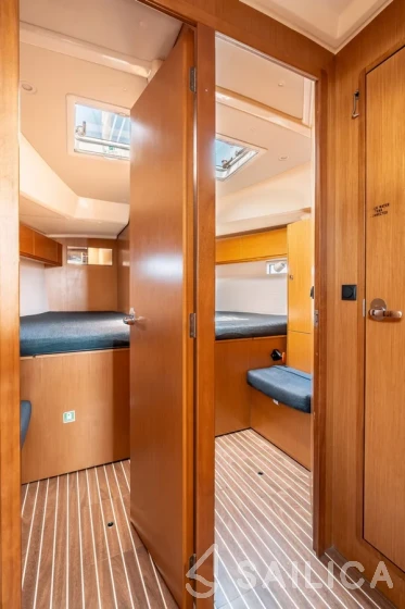 Bavaria 46 Cruiser - Yacht Charter Sailica
