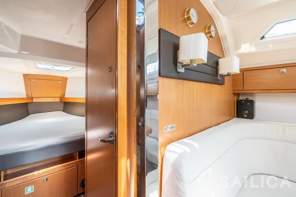 Bavaria 41 Cruiser - Yacht Charter Sailica
