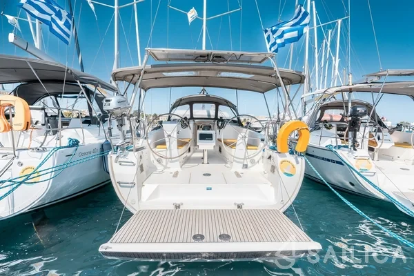 Bavaria 41 Cruiser - Yacht Charter Sailica