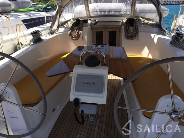Bavaria 41 Cruiser - Yacht Charter Sailica