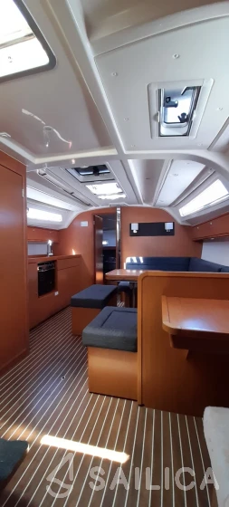 Bavaria 41 Cruiser - Yacht Charter Sailica