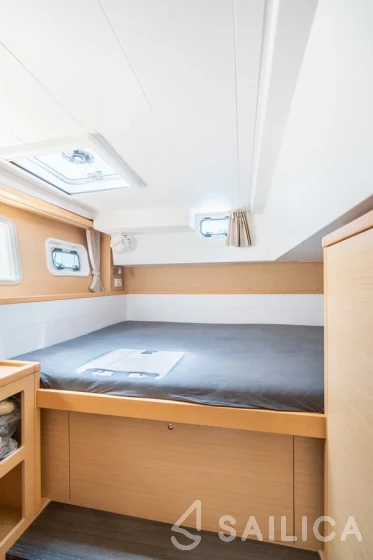 Lagoon 39 - Yacht Charter Sailica