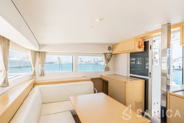 Lagoon 39 - Yacht Charter Sailica