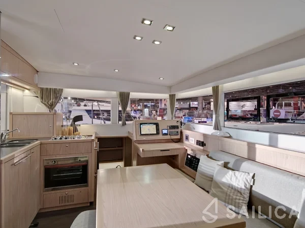 Lagoon 39 - Yacht Charter Sailica