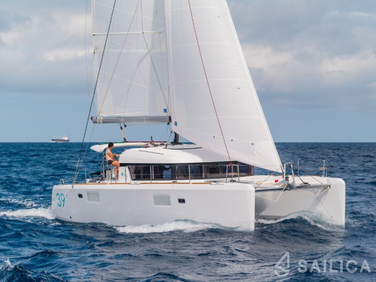 Lagoon 39 - Yacht Charter Sailica