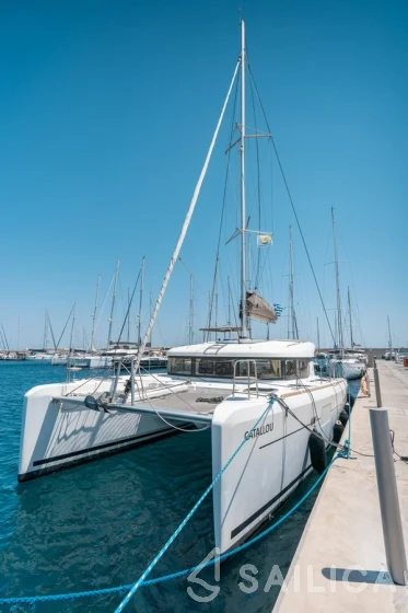 Lagoon 39 - Yacht Charter Sailica