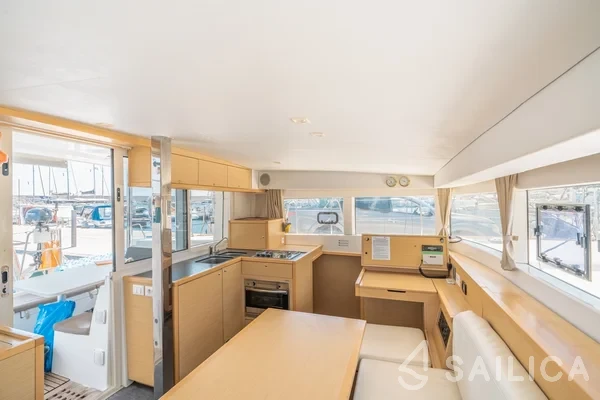 Lagoon 39 - Yacht Charter Sailica