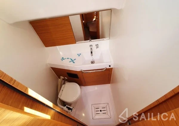 Elan 50 Impression - Yacht Charter Sailica