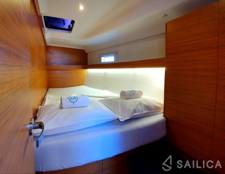 Elan 50 Impression - Yacht Charter Sailica