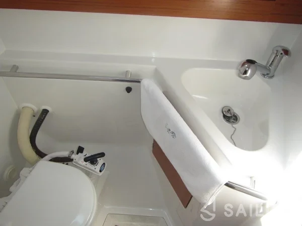 Elan 444 Impression - Yacht Charter Sailica