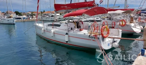 Elan 350 Performance - Yacht Charter Sailica