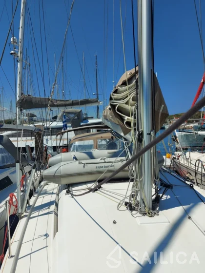 Sun Odyssey 410 - Yacht Charter Sailica