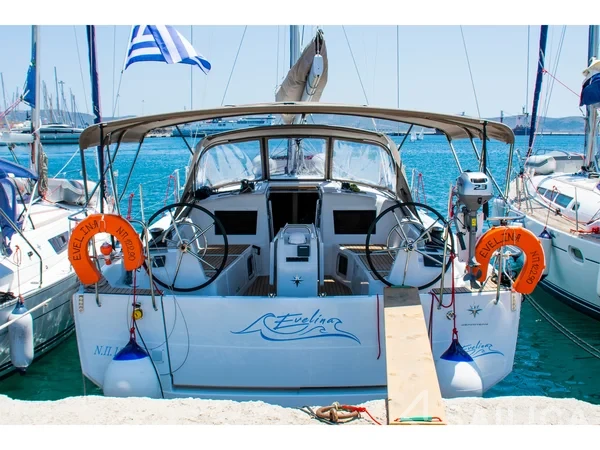 Sun Odyssey 410 - Yacht Charter Sailica