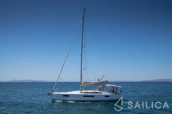 Sun Odyssey 440 - Yacht Charter Sailica