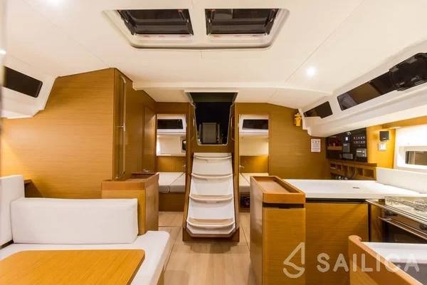 Sun Odyssey 440 - Yacht Charter Sailica