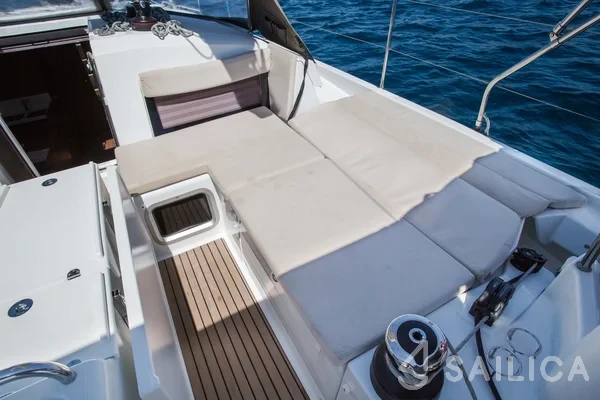 Sun Odyssey 440 - Yacht Charter Sailica