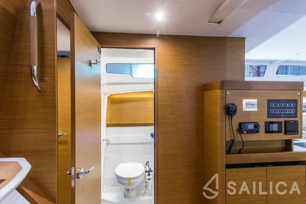 Sun Odyssey 490 - Yacht Charter Sailica