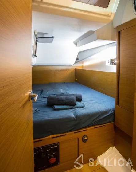 Sun Odyssey 490 - Yacht Charter Sailica