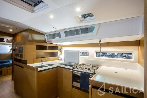 Sun Odyssey 490 - Yacht Charter Sailica