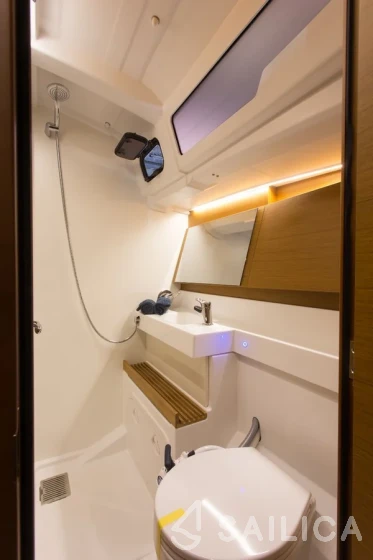Sun Odyssey 490 - Yacht Charter Sailica