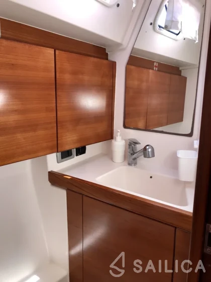 Salona 44 - Yacht Charter Sailica