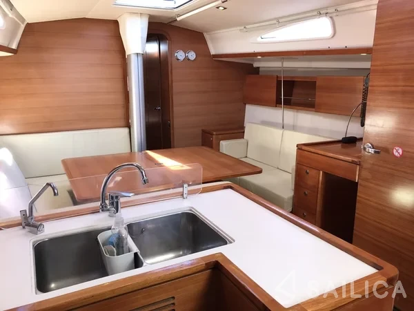 Salona 44 - Yacht Charter Sailica