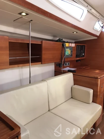 Salona 44 - Yacht Charter Sailica